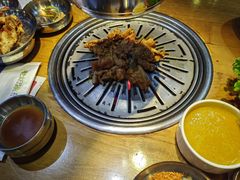 -老炉家木炭烤肉(长江国际店)
