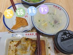 荔湾艇仔粥-荔银肠粉·非遗手藝(夫子庙店)