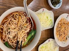 -李先生牛肉面大王(上海站南广场店)