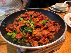 老妈烫菜牛肉-深巷家味馆.湖北头牌红烧鱼头拌饭(黄陂店)