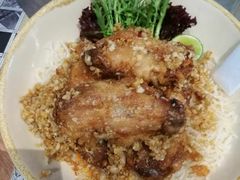 蒜蓉牛油烤鸡翅-CHINCHIN 青青·泰国料理(万象食家店)