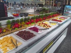 自助取餐区-圣罗巴甄选自助(麦凯乐店)