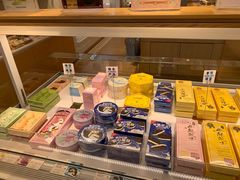 零售区-好利来(四季青店)