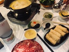 -鲜入围煮花胶鸡海鲜火锅