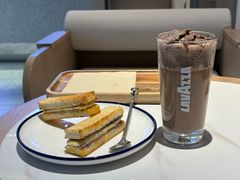 -LAVAZZA拉瓦萨咖啡(中航城君尚购物中心店)