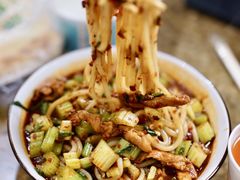 -玲玲米粉·新疆现炒米粉(大十字总店)
