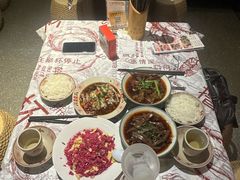 -耙吉吉川味小酒馆(本地人回头店)