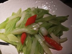 -吴越荣记苏州菜·松鼠桂鱼 100% 活鱼现做(月光码头店)