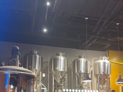 -HUZI虎滋精酿餐吧(京西大悦城店)