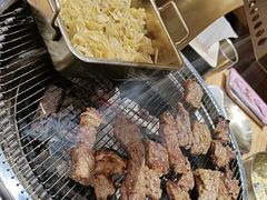 -青瓦餐厅·生鱼片·韩园烤肉(西塔店)