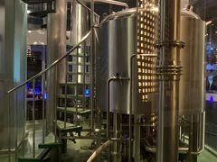 -The BREW·酿餐厅(浦东嘉里大酒店)