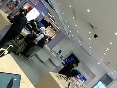 -华为授权体验店(中山公园来福士)