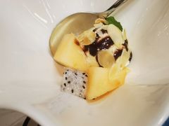 -V Bar海景扒房(北海湾惠龙万达嘉华酒店)