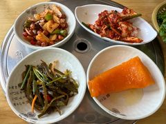 -牛信亭韩国料理·炭火烤肉(紫藤路店)
