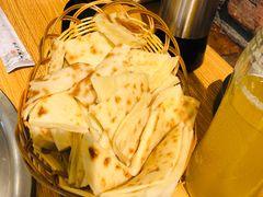 -超越炭火牛蛙火锅鸡(河东店)