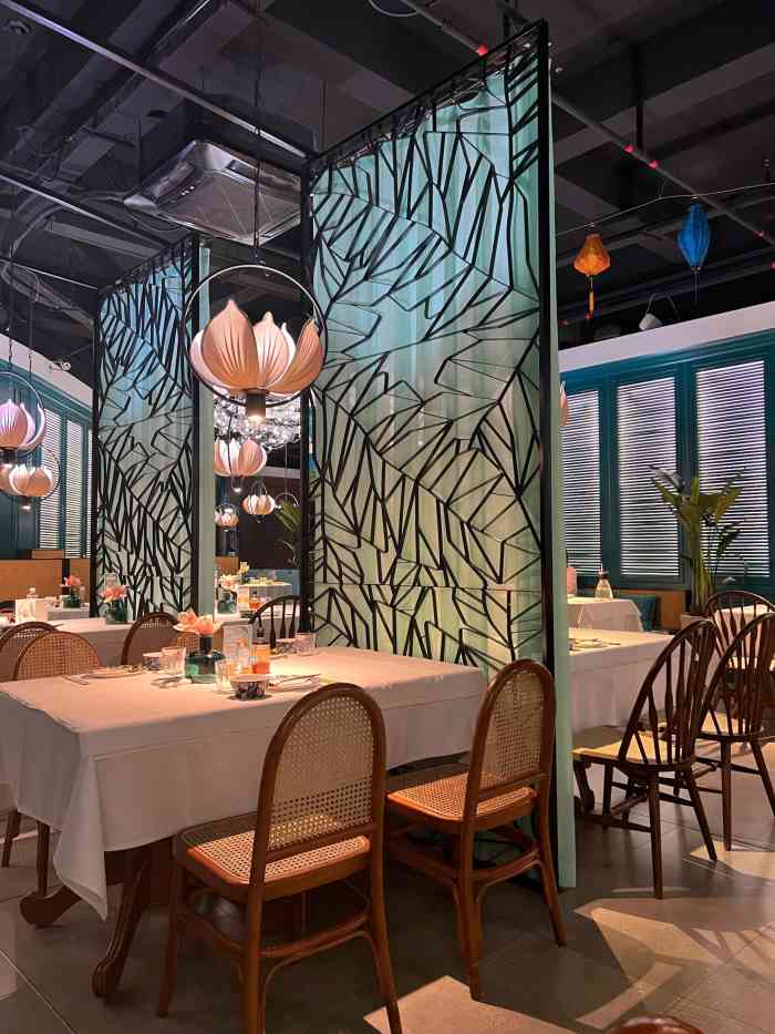 花样西贡蜜越餐厅法式越南料理南宁水晶城店