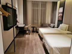 -成都锦华万达琉璃场亚朵酒店