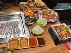 -韩香阁烤肉·烤活鳗(宽厚里店)