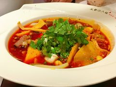 -成都你六姐·牛肉冒菜(城市集市合生汇店)