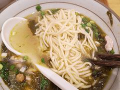 -呼啦面馆·头牌豌杂面(爱琴海店)