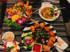 -Tikky Cafe