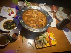-钳小厨疯味1987肉蟹煲(美一城广场店)