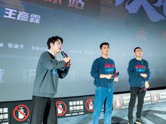 -万达广场(龙湖店)