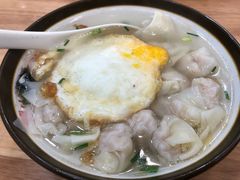 鲜肉小馄饨-小姜锅贴(凤凰街店)