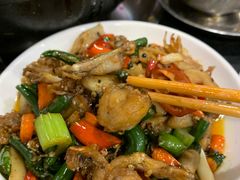 -鸿顺老铁锅美蛙鱼府(解放碑店)