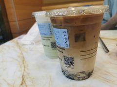 陨石拿铁-瑞幸咖啡(人民路店)