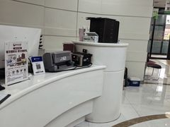 -雅悦齿科(顾村公园店)
