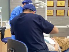 -上海仁爱医院口腔科 · 种植