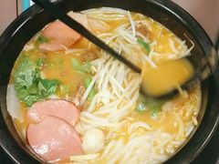 -灵芝妹子海鲜米线(瓦房店新玛特店)