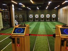 -莱茵体育生活馆