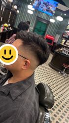 -海文先生国潮烫染男士理发馆