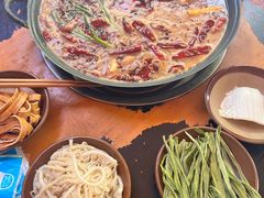 -黄潇洒老火锅(九眼桥宏济巷店)