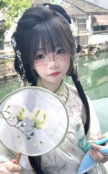 -一揽芳华汉服旗袍体验馆(拙政园店)