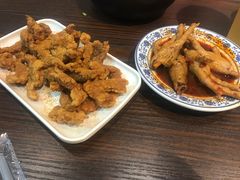 -爆炸头阿姨小四川正宗川味小吃(无任何分店)