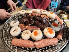 -草家酱蟹炭火烤肉店(珲春南路二店)
