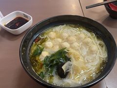 -灵芝妹子海鲜米线(瓦房店新玛特店)