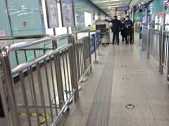 -白石桥南(地铁站)