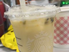 -星巴克(上海虹桥南丰城办公楼店)