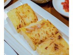 -广州中心皇冠假日酒店·百粤楼