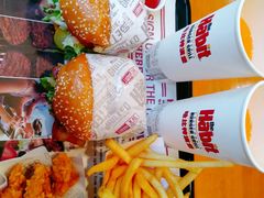 -The Habit Burger Grill 哈比特汉堡(复兴soho店)