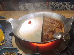 -湊湊火锅·茶憩(上海合生汇店)