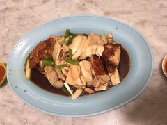 海南鸡双拼饭-伍秀泽海南鸡饭茶室