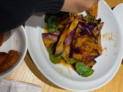 -关东小磨东北菜(上海长风大悦城店)