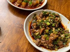 -茅屋大酒店