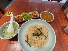 -裕兴记•蟹黄面馆(人民广场店)