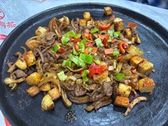 -老周炒拨拉(甘州总店)